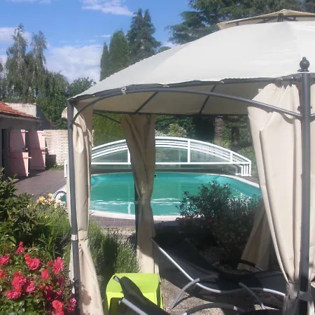 Le Clos Sainte Lea בית הארחה Mouilleron-le-Captif