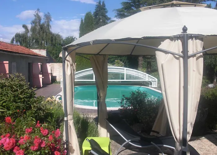 Le Clos Sainte Lea Πανσιόν Mouilleron-le-Captif